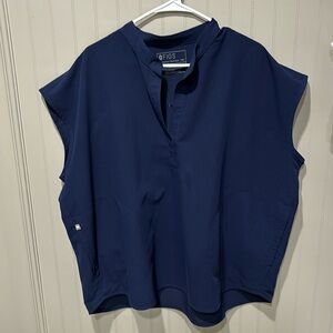 Figs navy Rafaela scrub top XXL